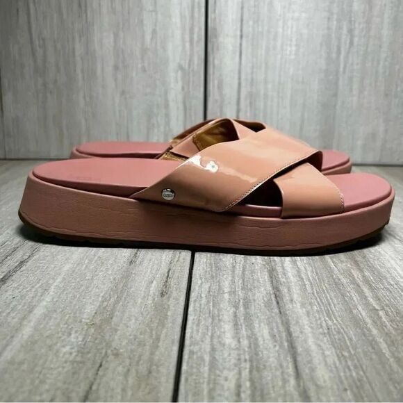 UGG Emily Pink Cross Strap Strappy Sandal Patent Leather 1107896 Womens Size 10 - Picture 2 of 8